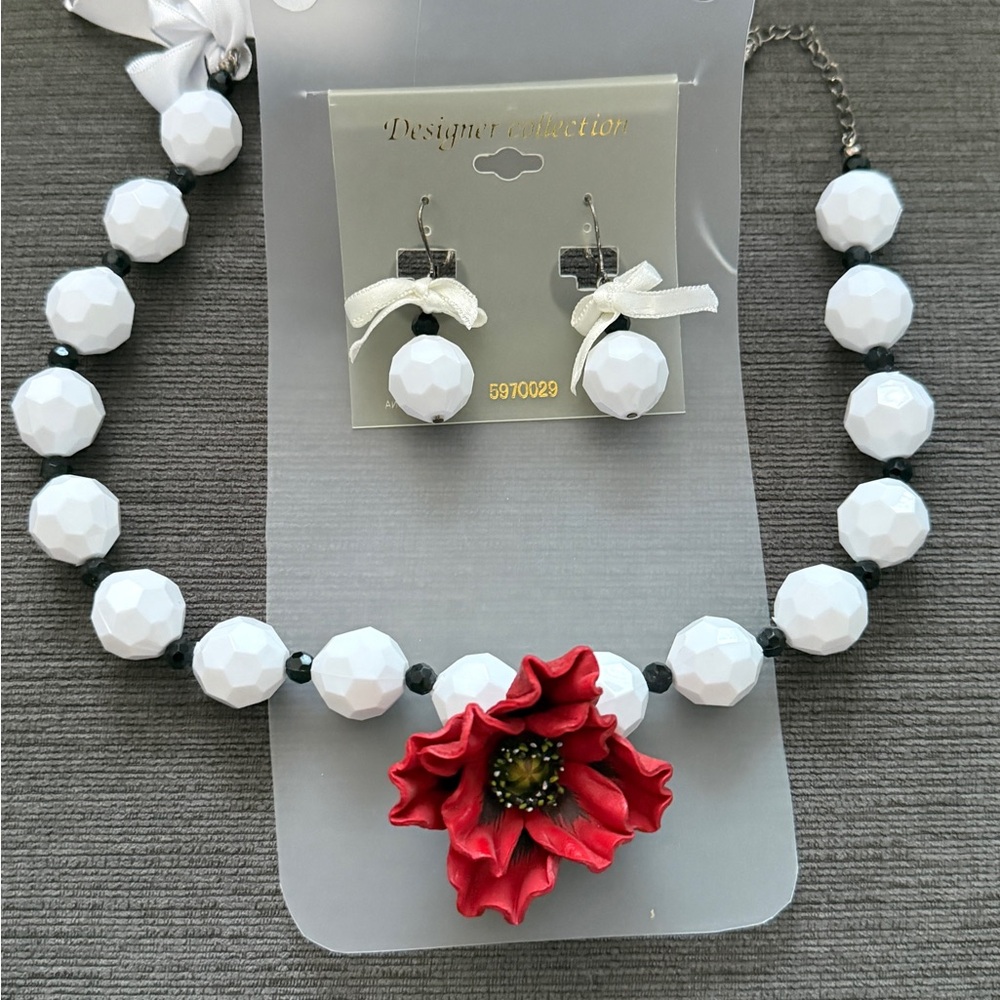 White Beaded Necklace with Red Poppy and Earrings